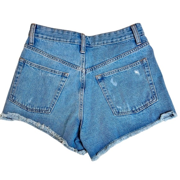 Refuge Denim Chelsea denim distressed jean shorts, M, Summer Casual Beach Cute - Picture 5 of 8